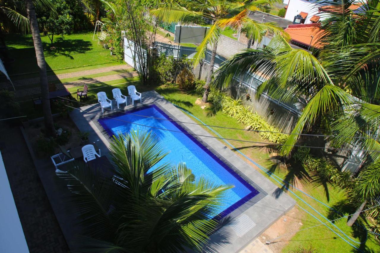 Optimum Residencies Bed and Breakfast Negombo Eksteriør billede